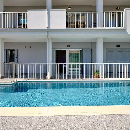 Apartmentsgarda - Residenza Monte Baldo - Garda Eksteriør billede