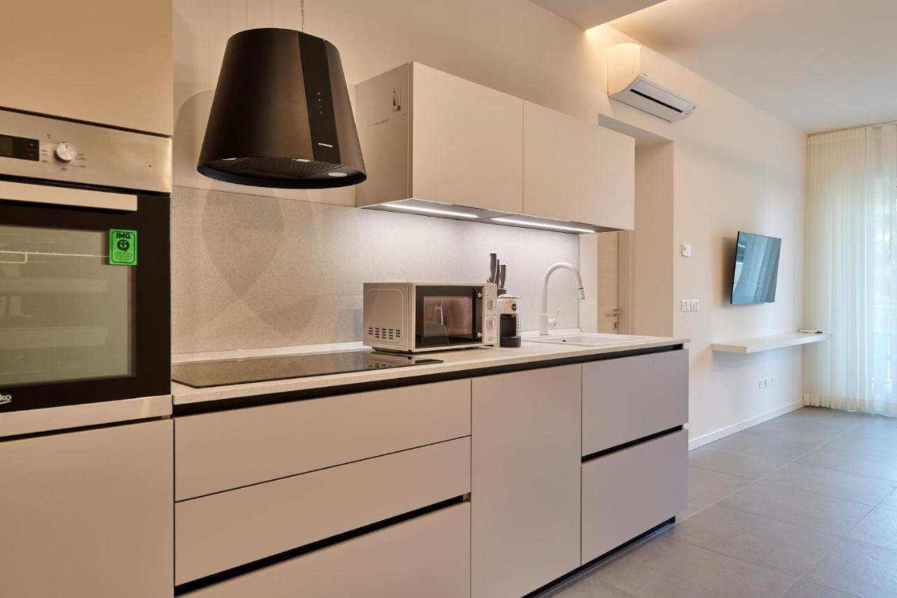 Apartmentsgarda - Residenza Monte Baldo - Garda Eksteriør billede
