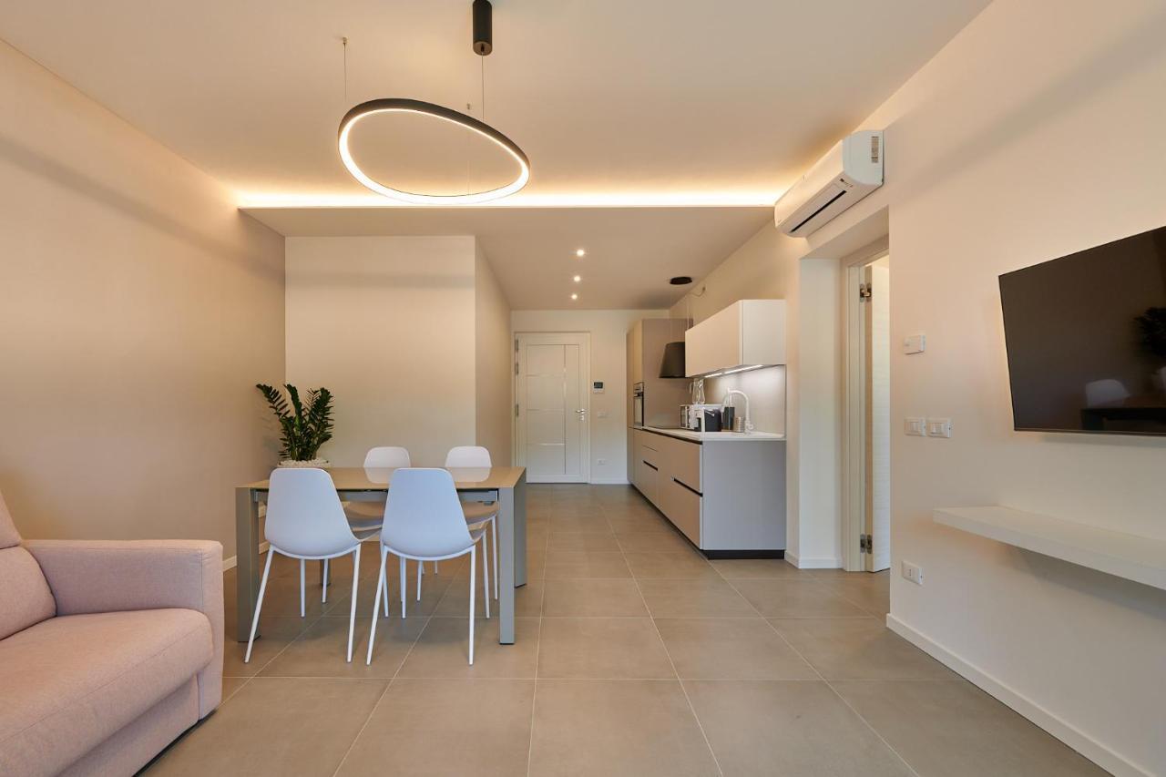 Apartmentsgarda - Residenza Monte Baldo - Garda Eksteriør billede