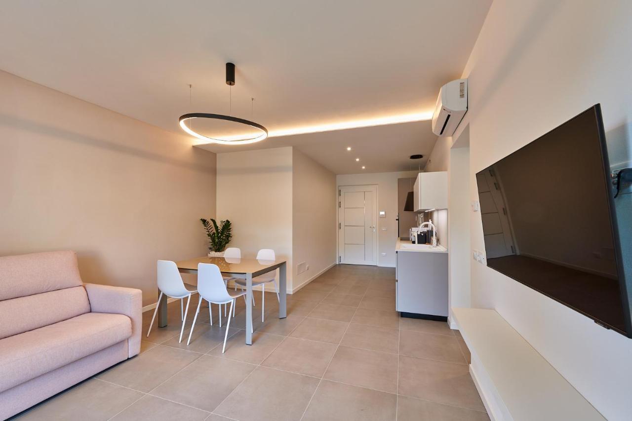 Apartmentsgarda - Residenza Monte Baldo - Garda Eksteriør billede