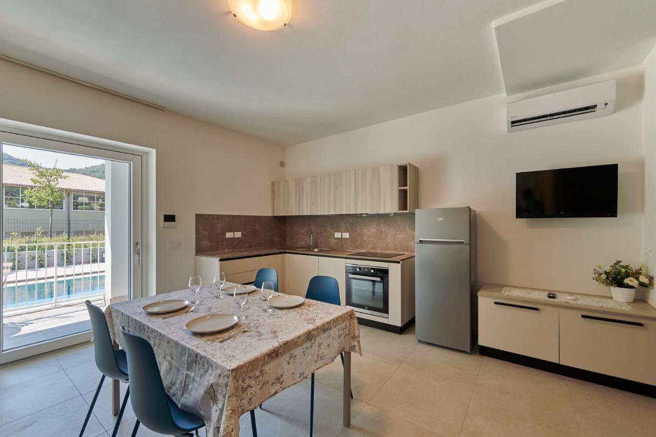 Apartmentsgarda - Residenza Monte Baldo - Garda Eksteriør billede